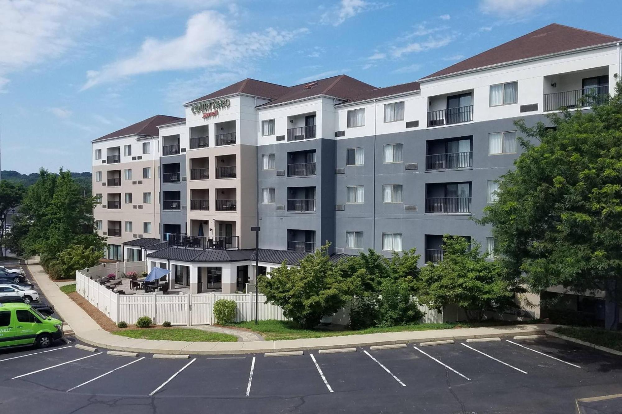 Hotel Courtyard By Marriott Norwich Exterior foto
